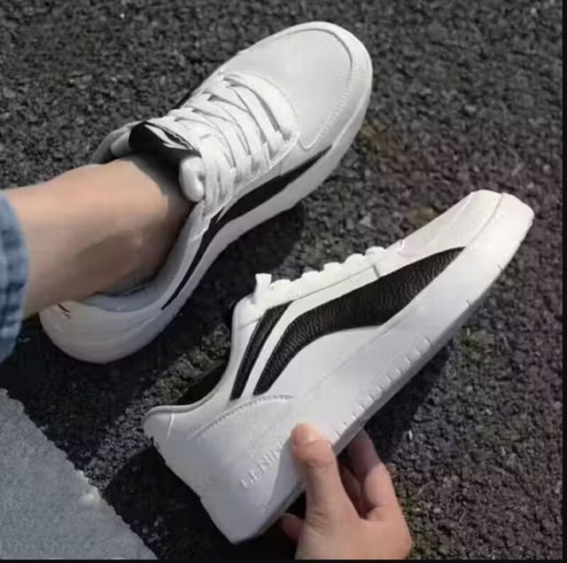 Men’s Black Stylish Sports Sneakers – Casual Running & Everyday Shoes
